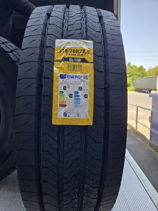 Pneu APLUS 315/70R22,5